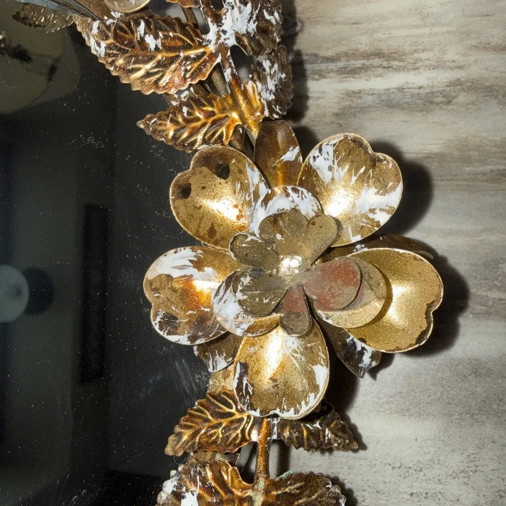 Vintage Ornate Metal Gold Floral Ivy Round Mirror Hanging Table Top Frame 11 In